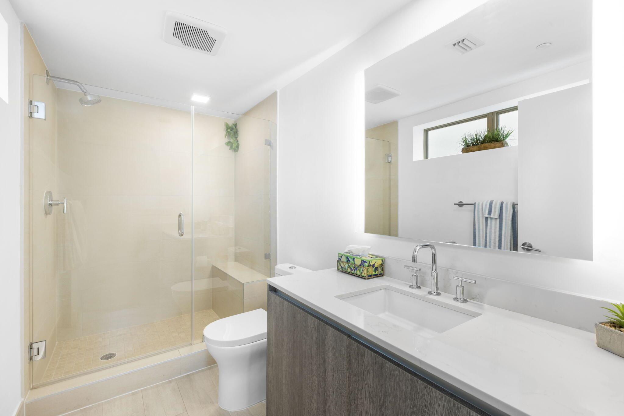 111 SE 1st Avenue Unit: Ph-509