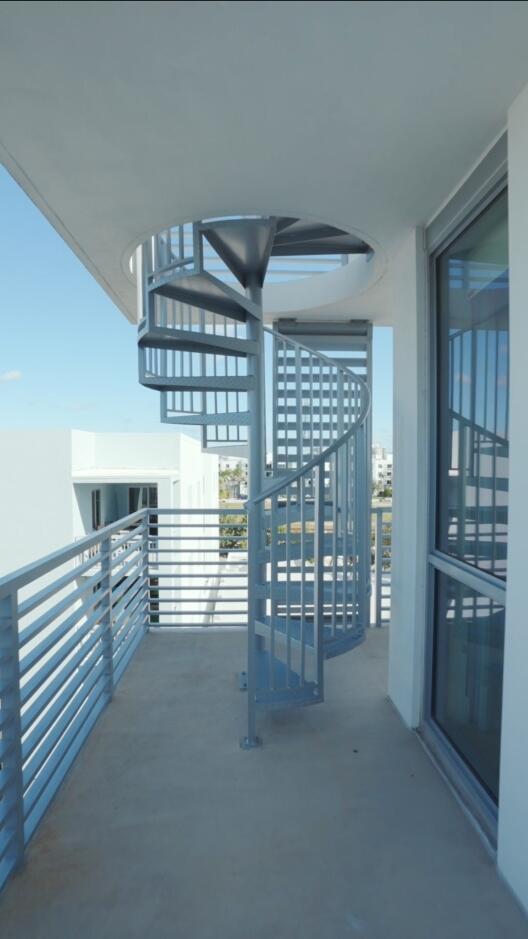 111 SE 1st Avenue Unit: Ph-509