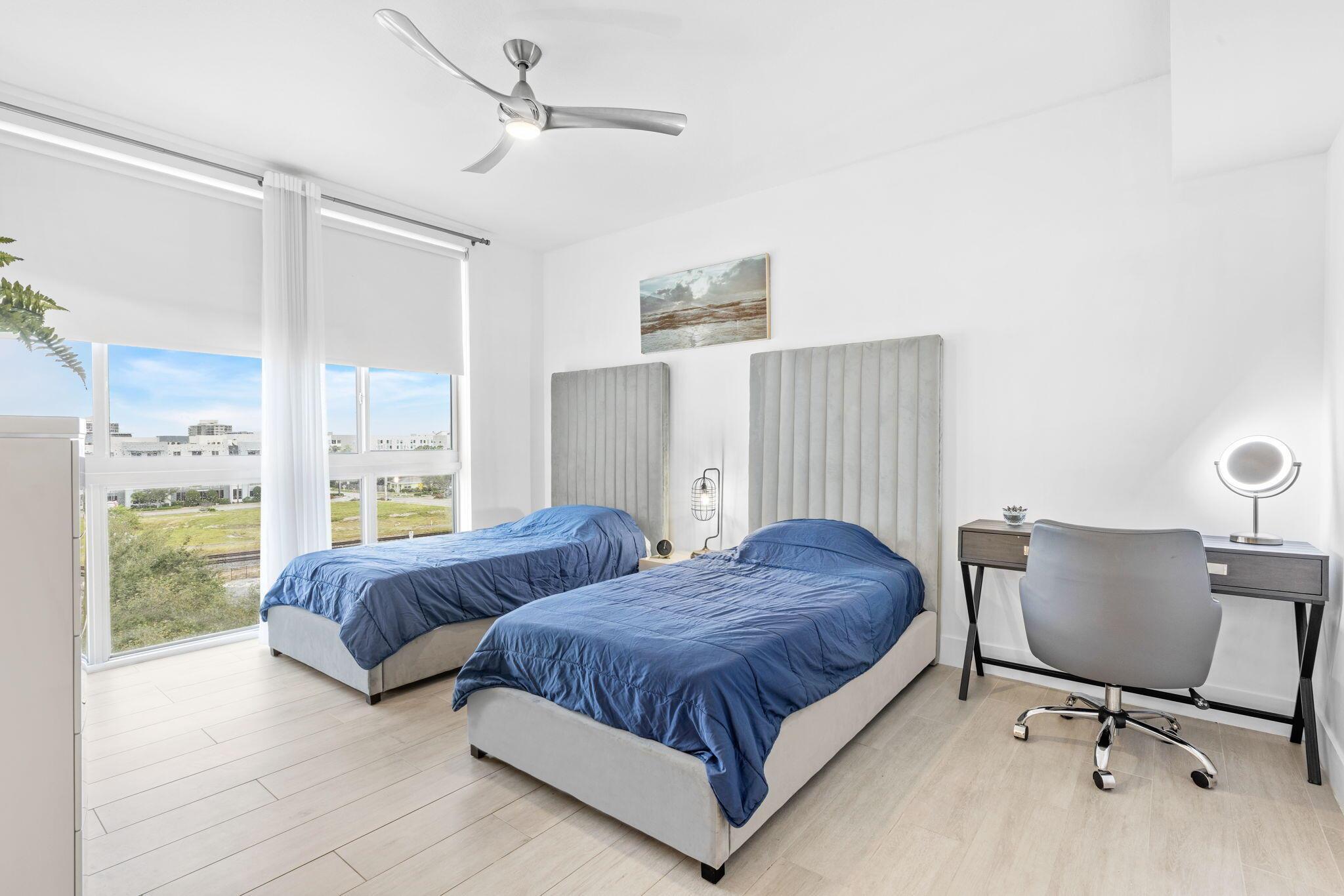 111 SE 1st Avenue Unit: Ph-509