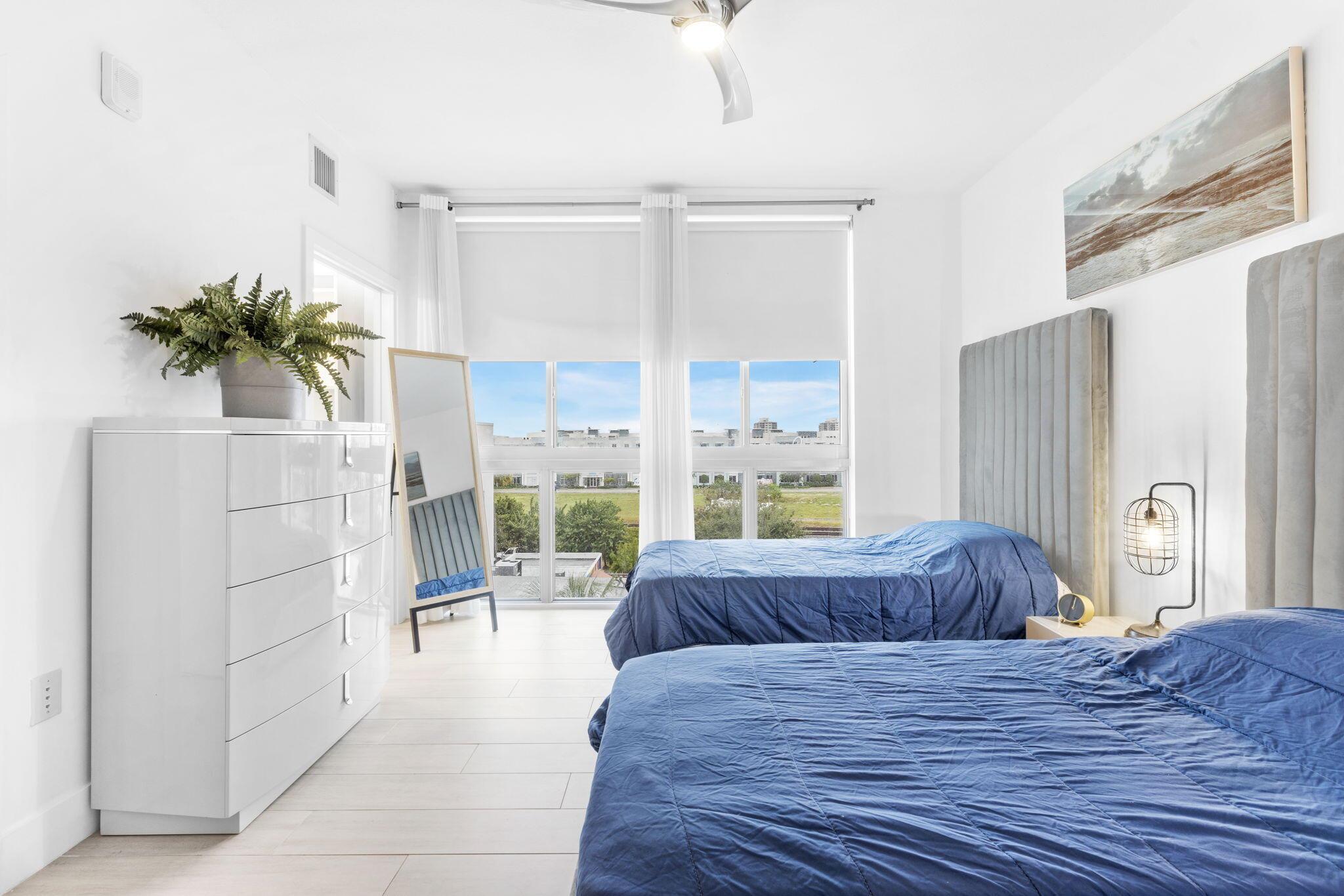 111 SE 1st Avenue Unit: Ph-509