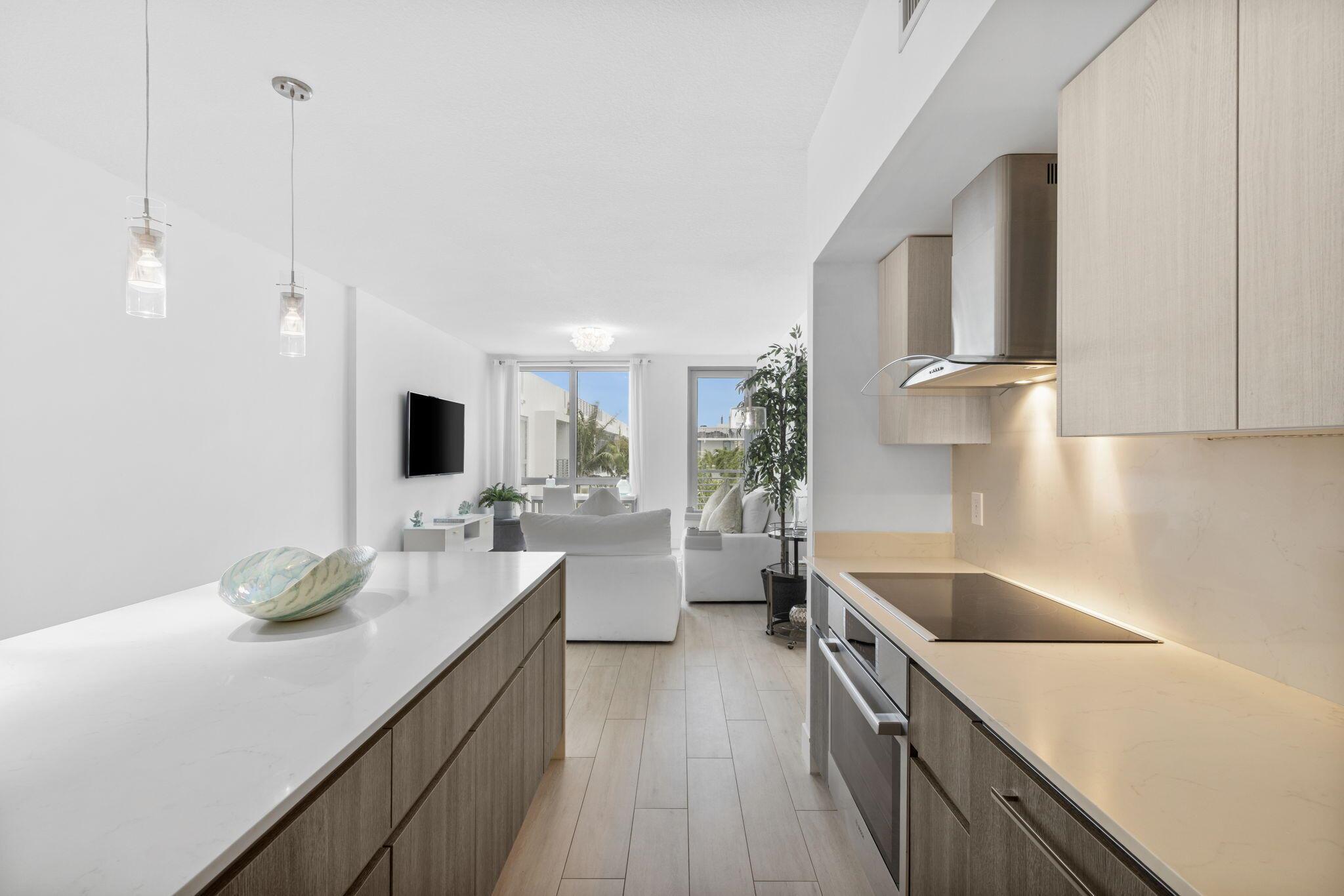 111 SE 1st Avenue Unit: Ph-509