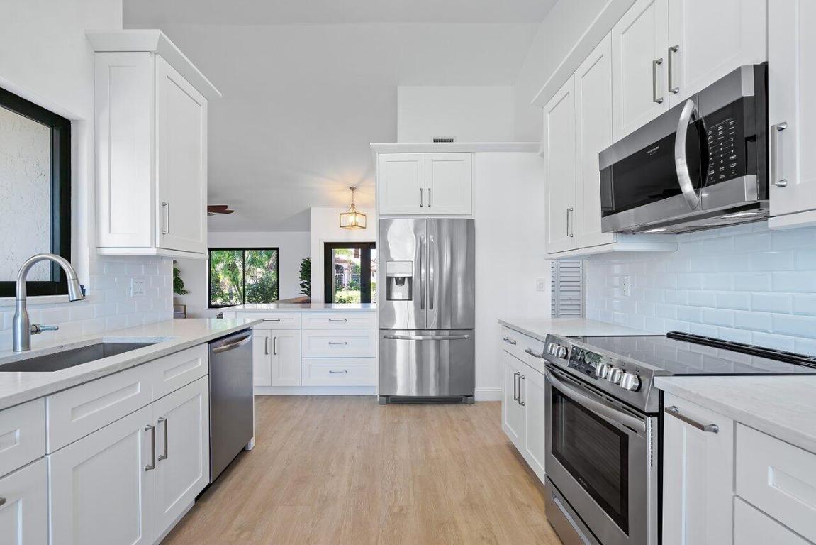 5657 Aspen Ridge Circle