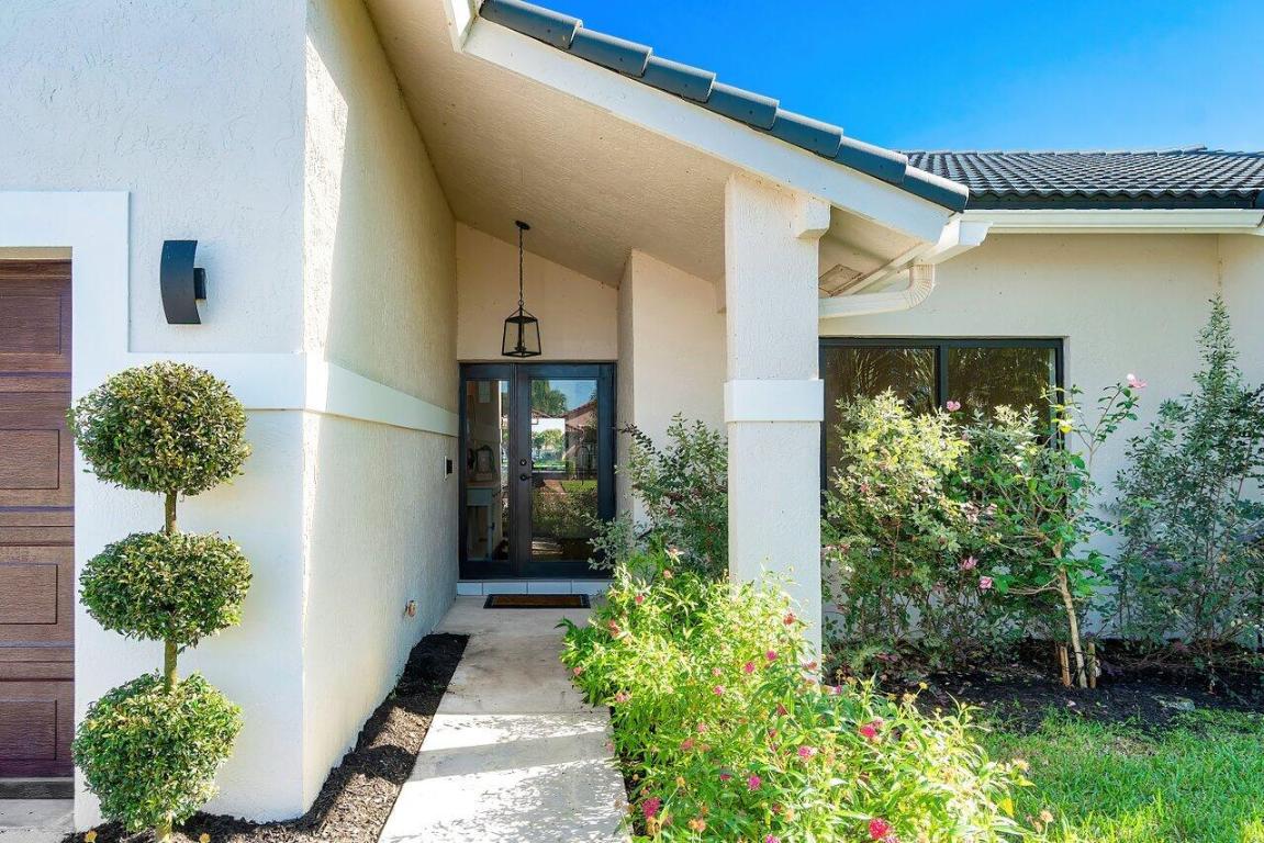 5657 Aspen Ridge Circle