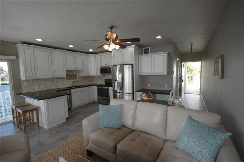 615 S Riverside Drive Unit: 10