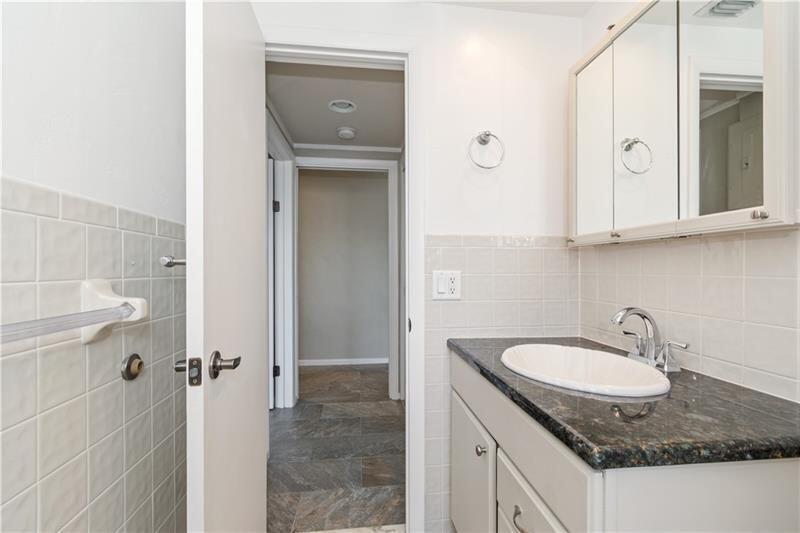 615 S Riverside Drive Unit: 10