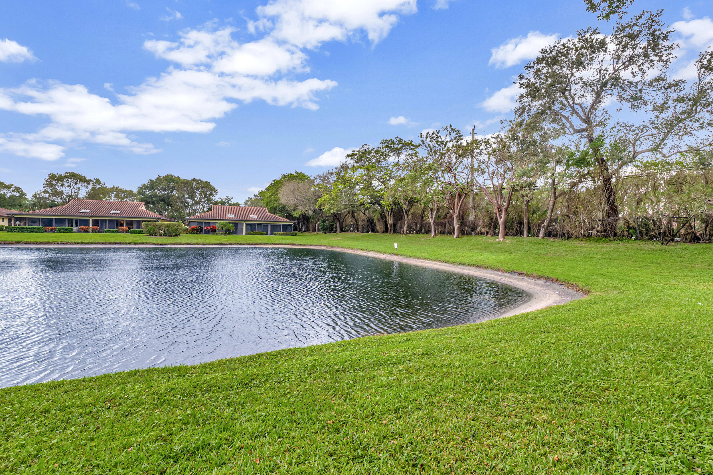 5920 Autumn Lake Lane Unit: A