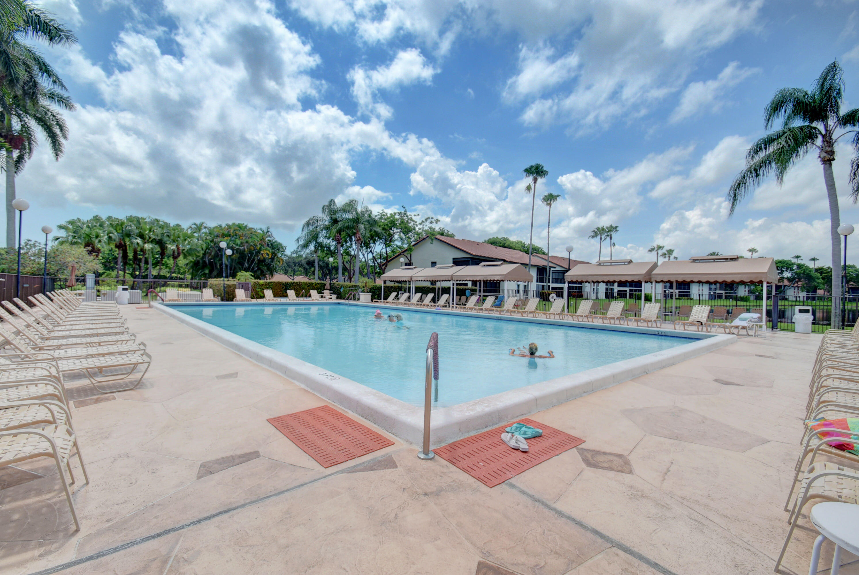 5920 Autumn Lake Lane Unit: A