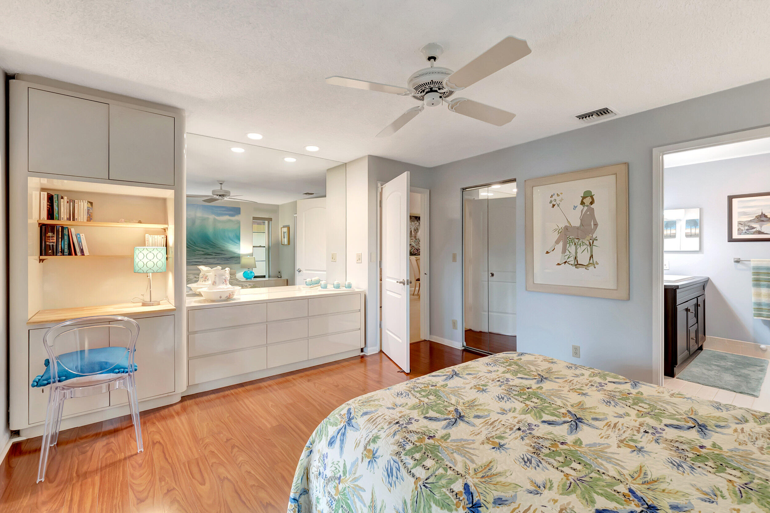 5920 Autumn Lake Lane Unit: A