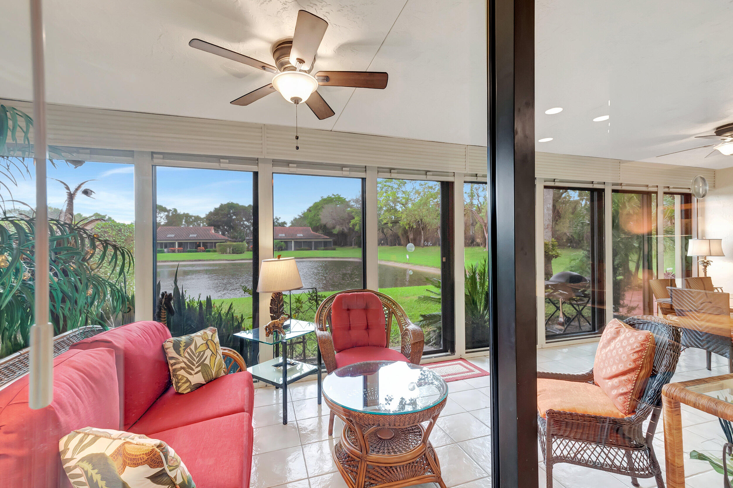 5920 Autumn Lake Lane Unit: A