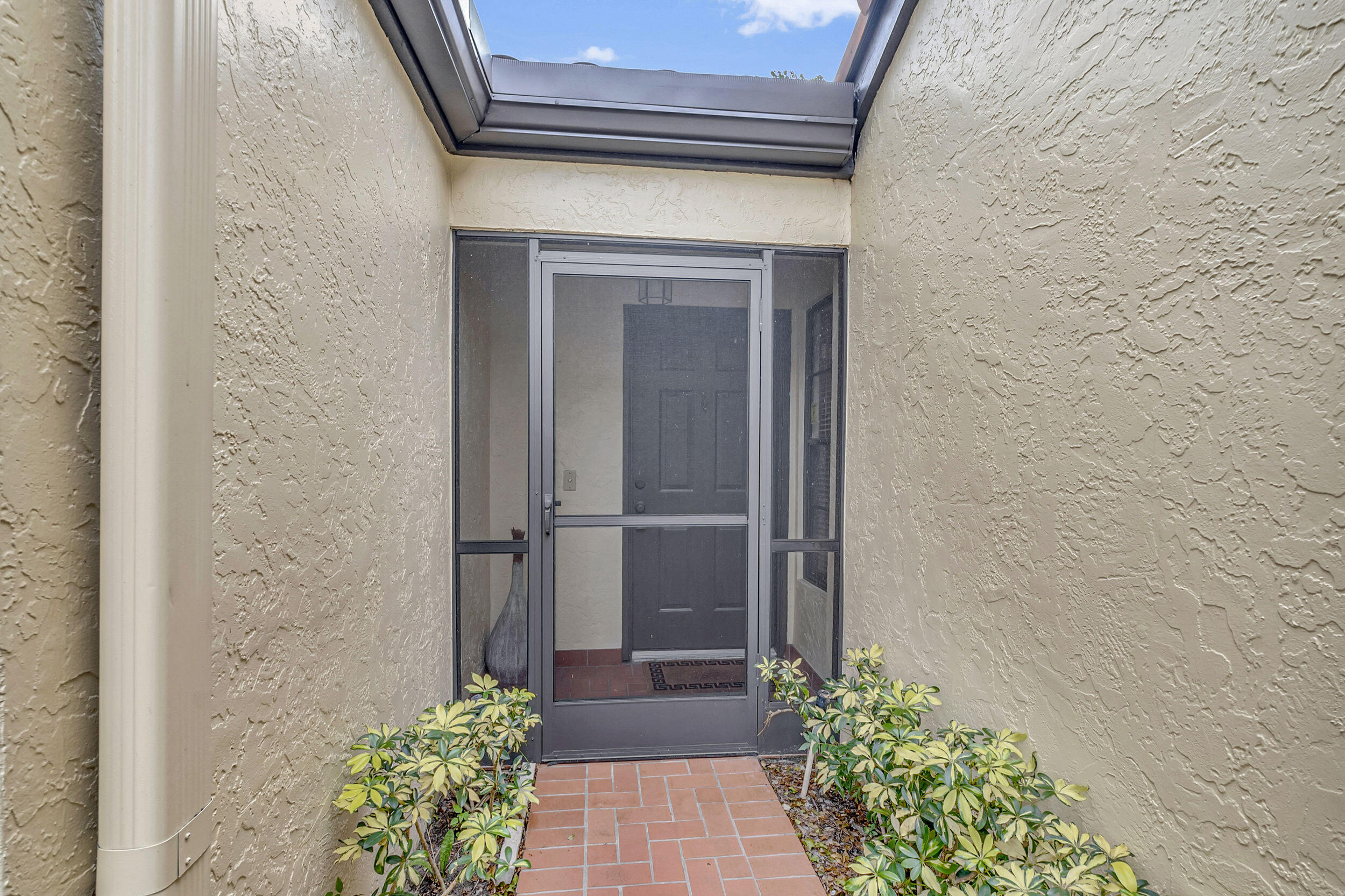 5920 Autumn Lake Lane Unit: A