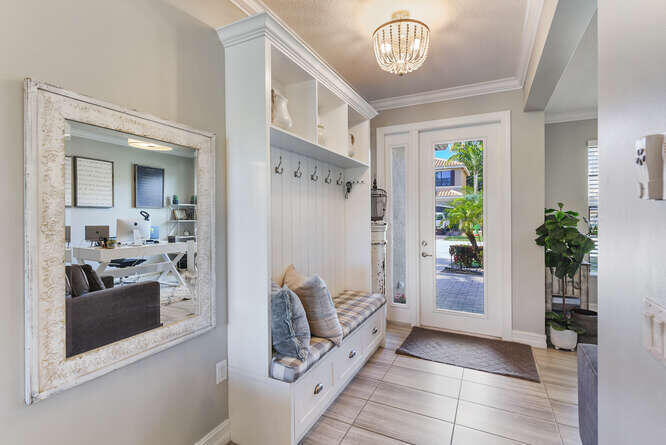 13822 Moss Agate Avenue