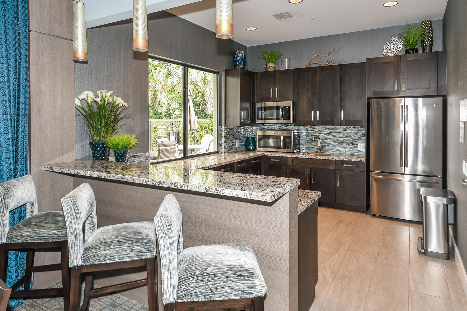 13822 Moss Agate Avenue