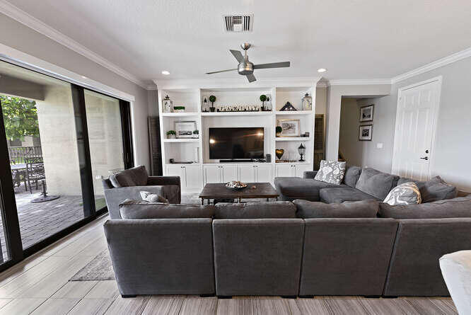 13822 Moss Agate Avenue