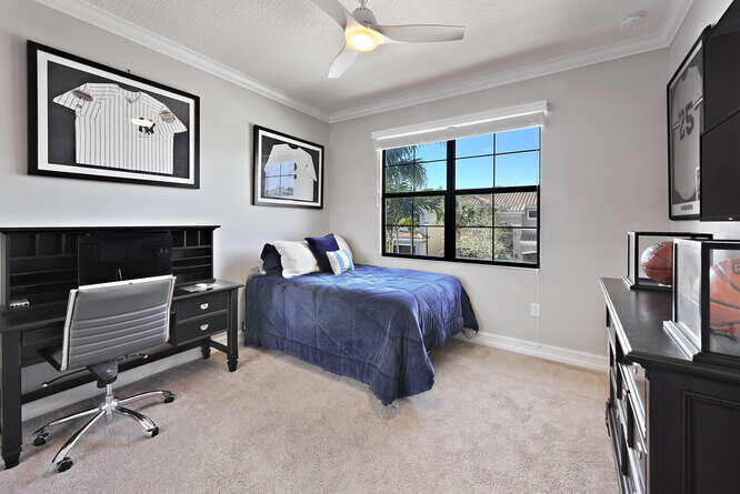 13822 Moss Agate Avenue