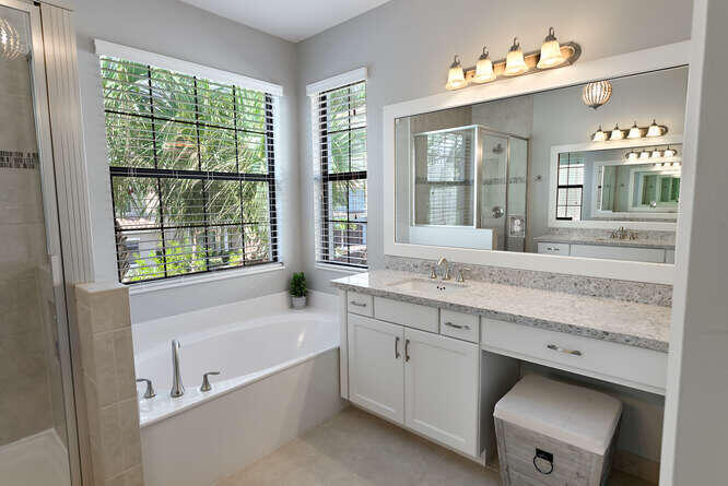 13822 Moss Agate Avenue