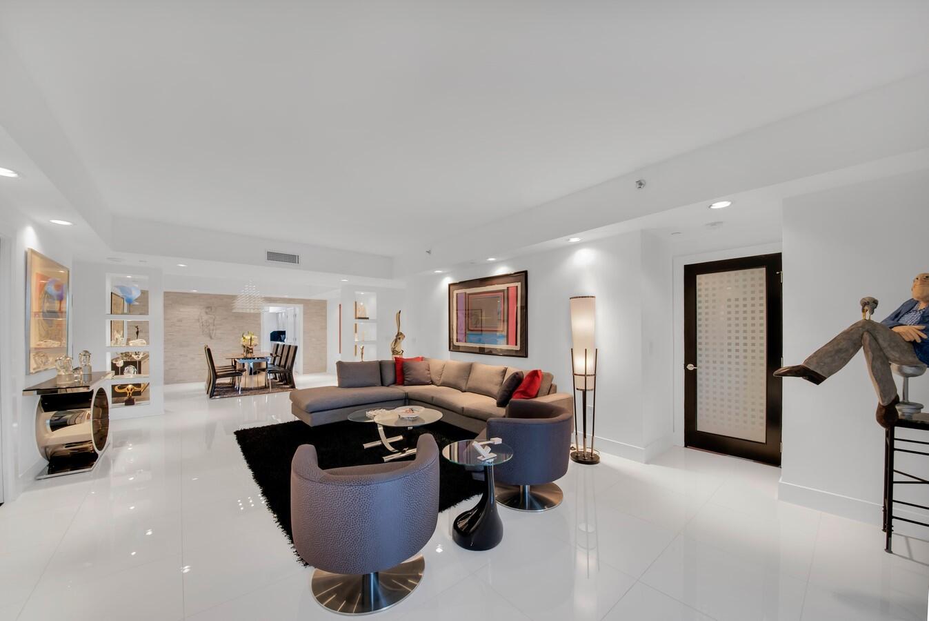 17047 Boca Club Boulevard 162b, Boca Raton Unit: 162b