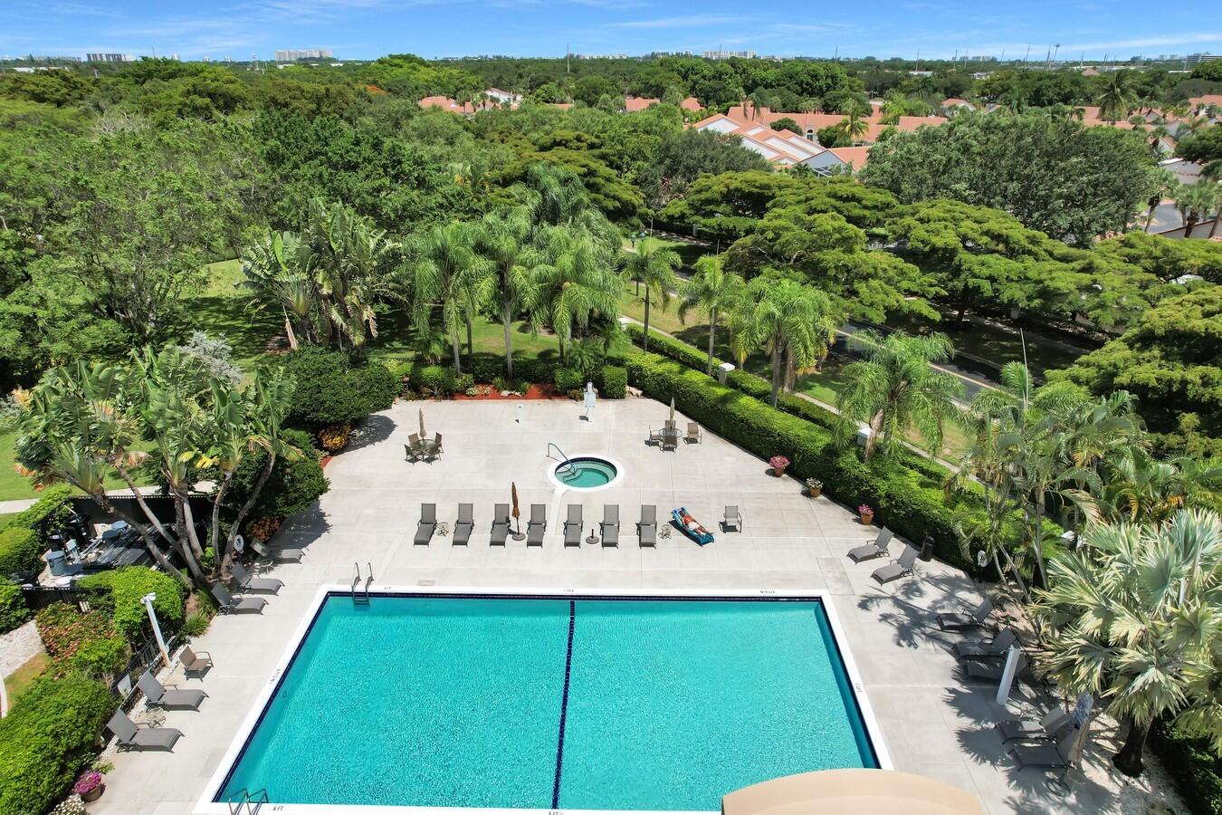 17047 Boca Club Boulevard 162b, Boca Raton Unit: 162b