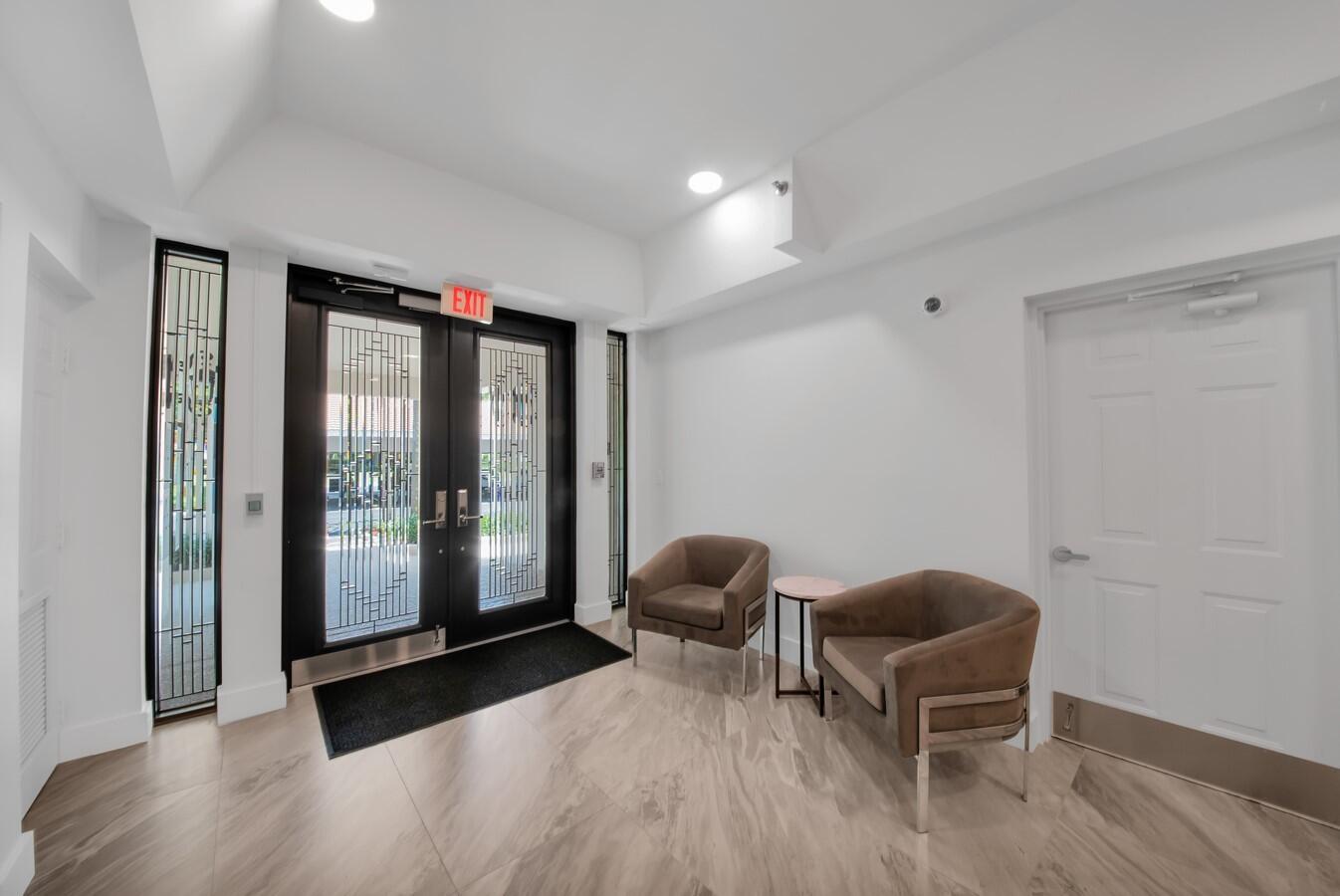 17047 Boca Club Boulevard 162b, Boca Raton Unit: 162b