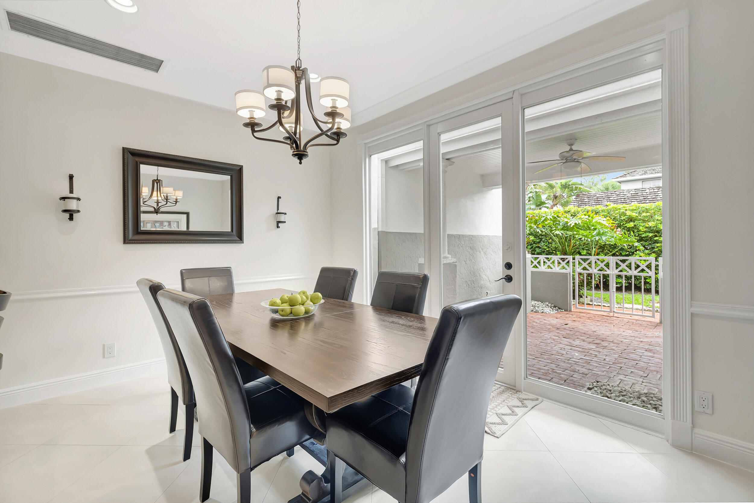 5600 NW 40th Avenue