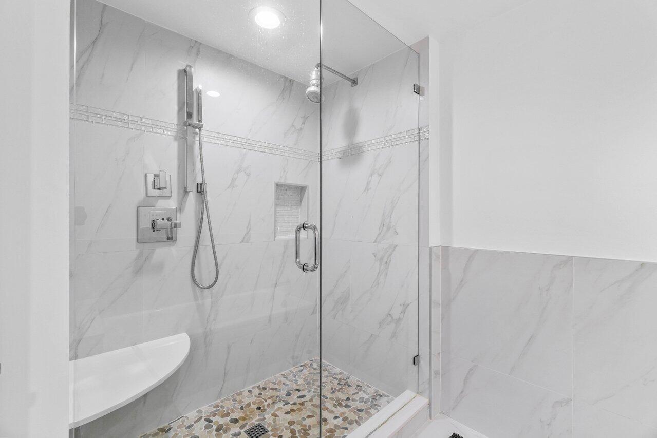 32 Stratford Lane Unit: C