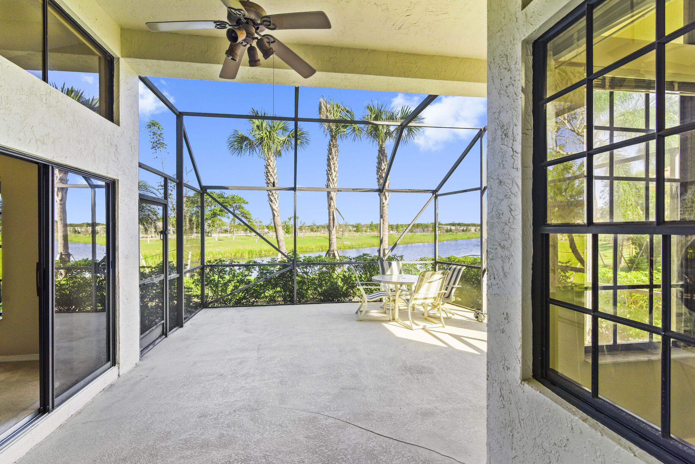 475 Sherwood Forest Drive