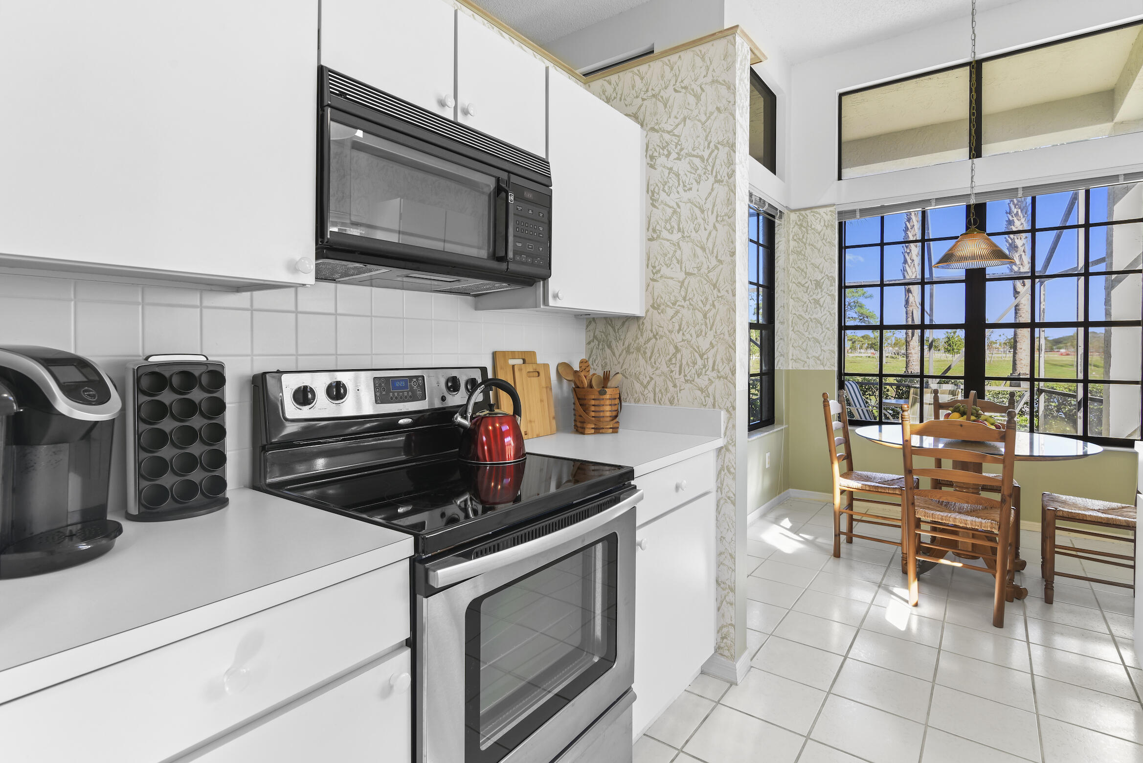 475 Sherwood Forest Drive