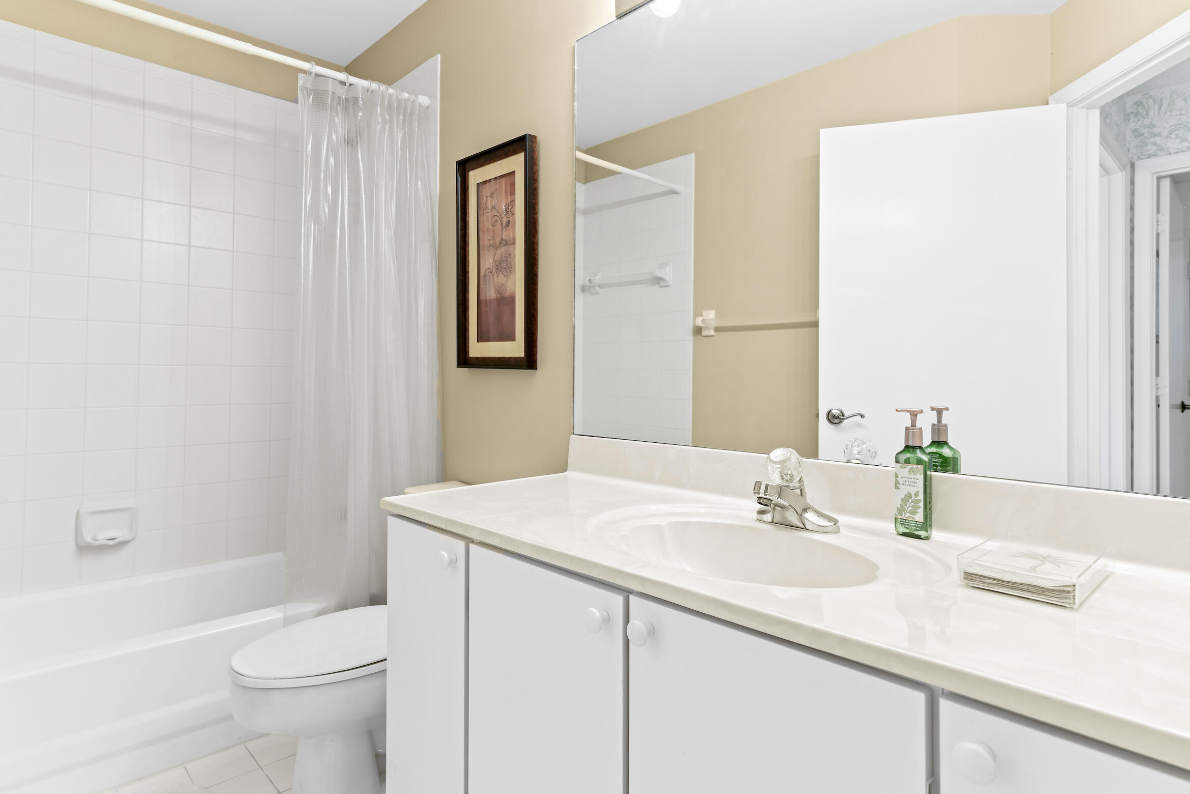 475 Sherwood Forest Drive