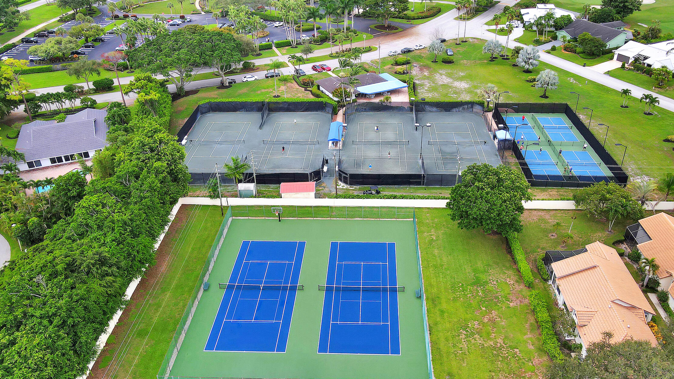 475 Sherwood Forest Drive