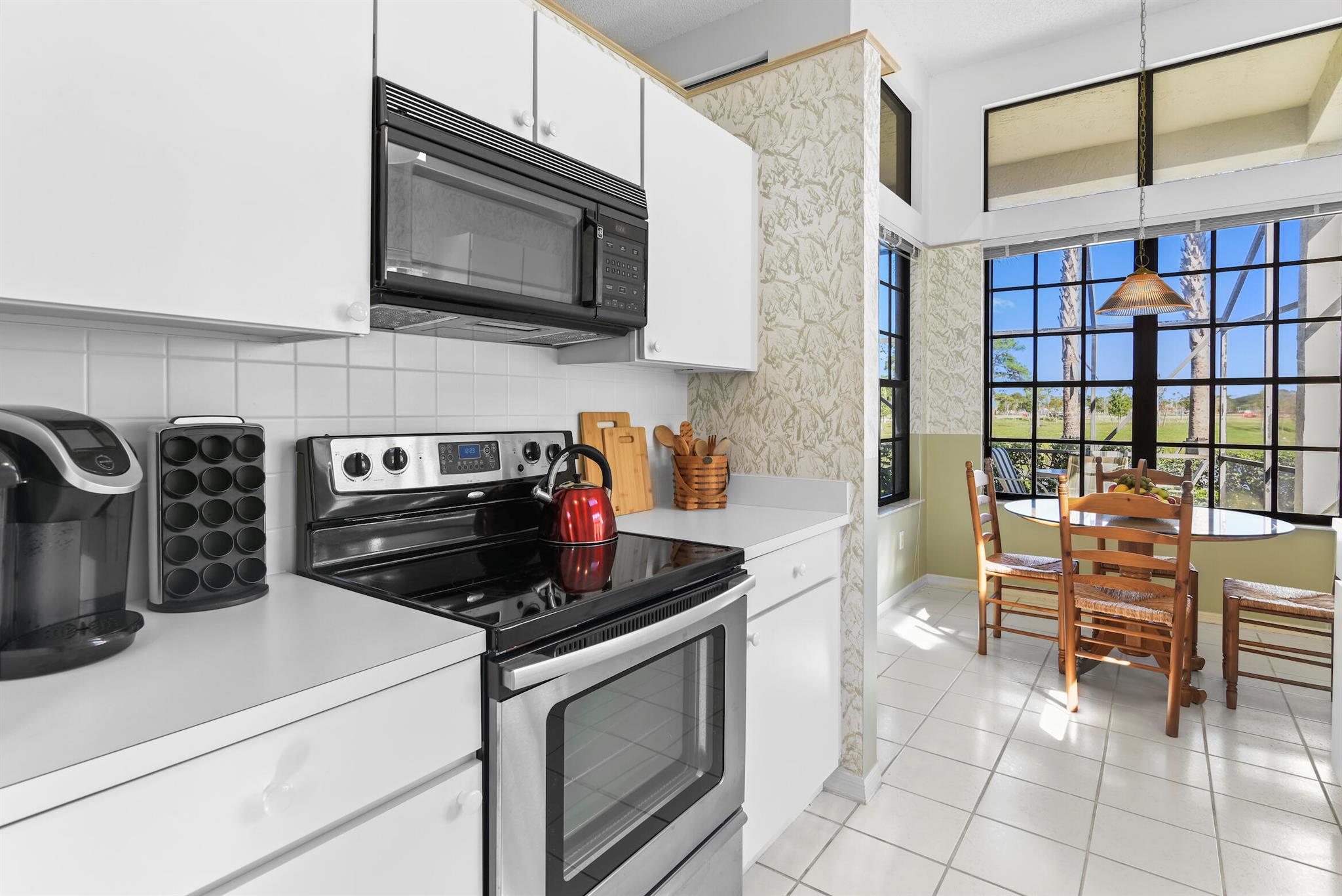 475 Sherwood Forest Drive