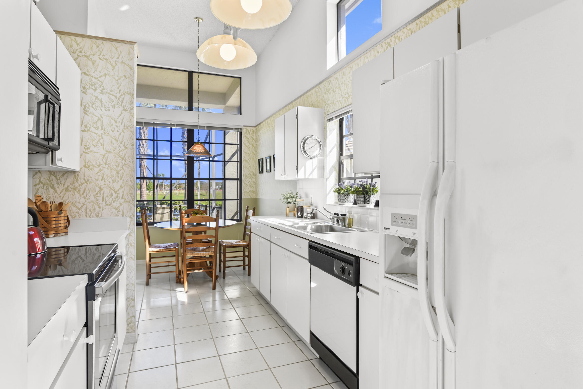 475 Sherwood Forest Drive