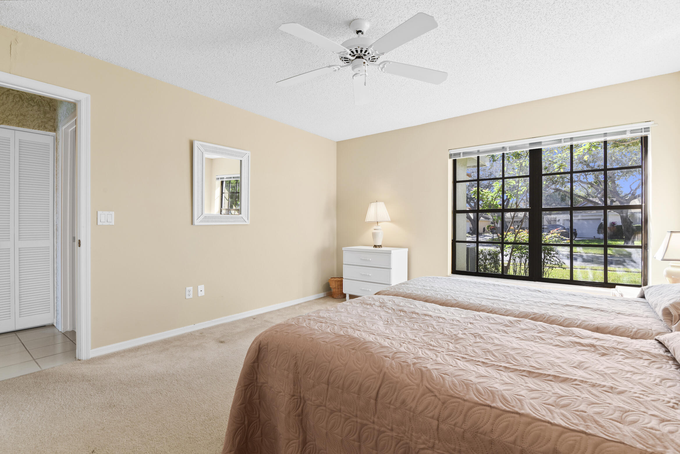 475 Sherwood Forest Drive