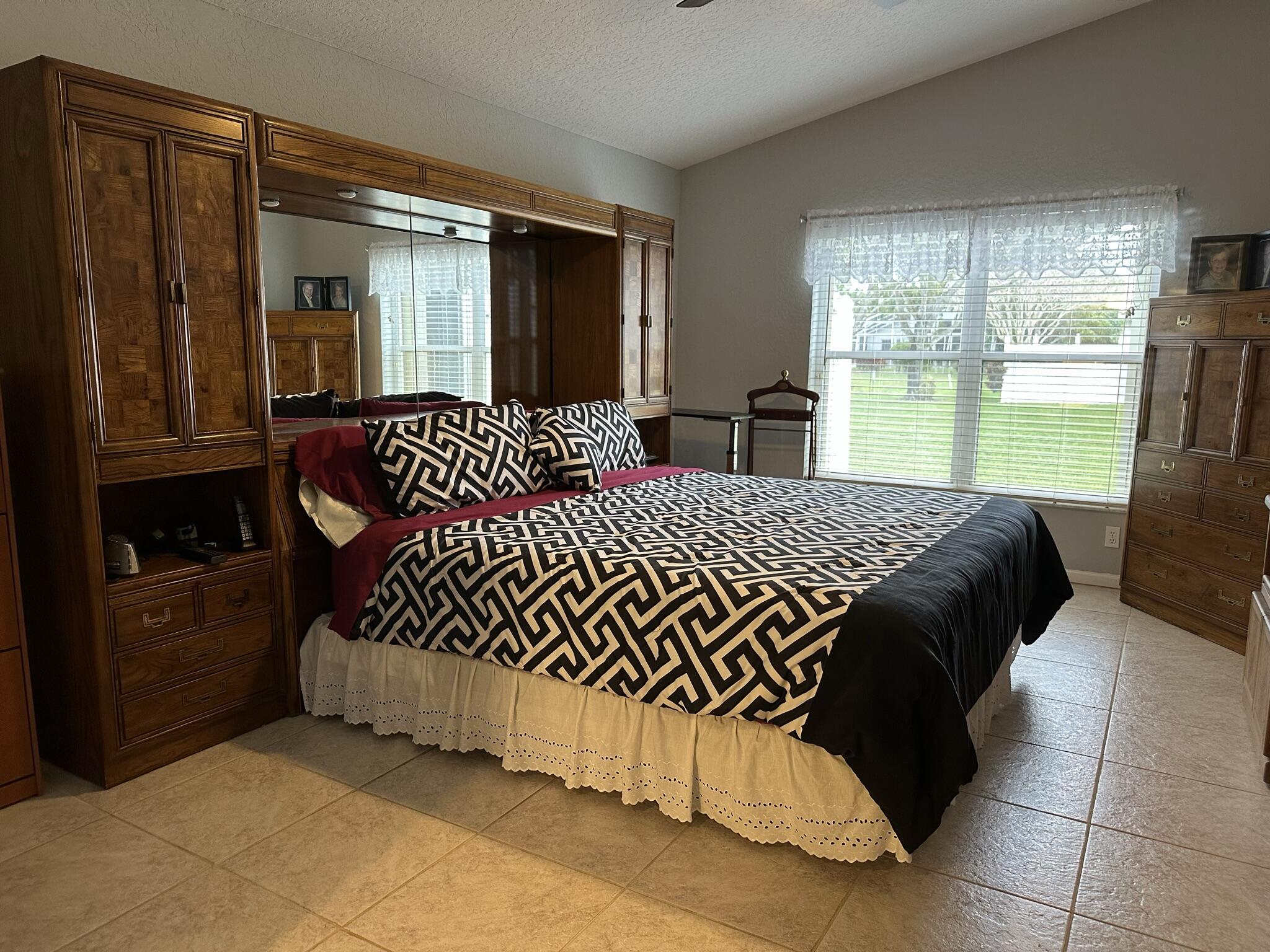 5935 Royal Club Drive