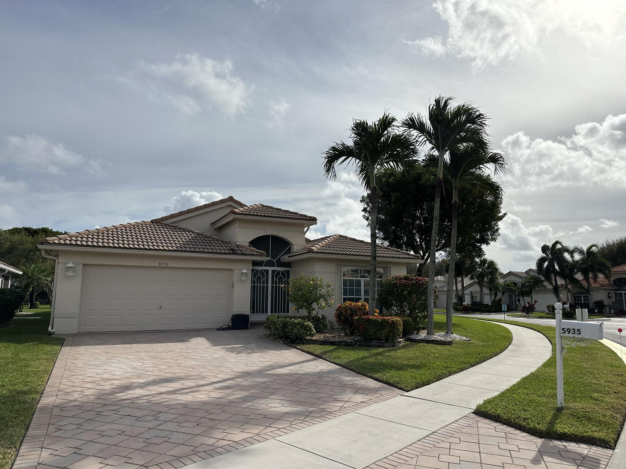 5935 Royal Club Drive