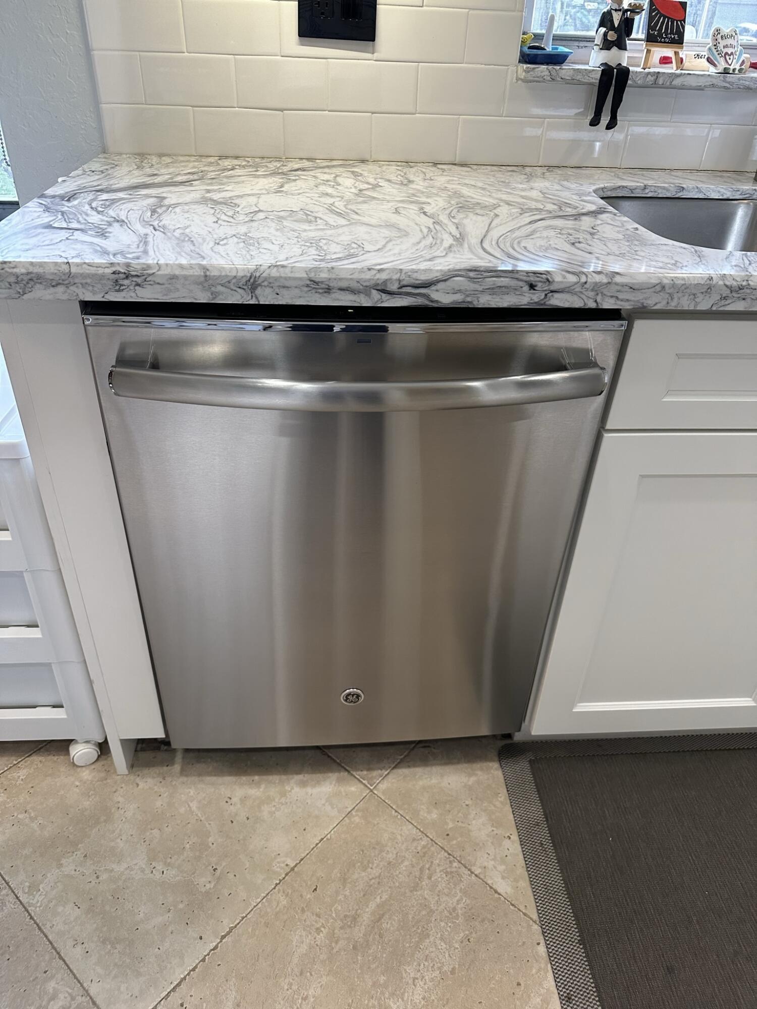 5935 Royal Club Drive