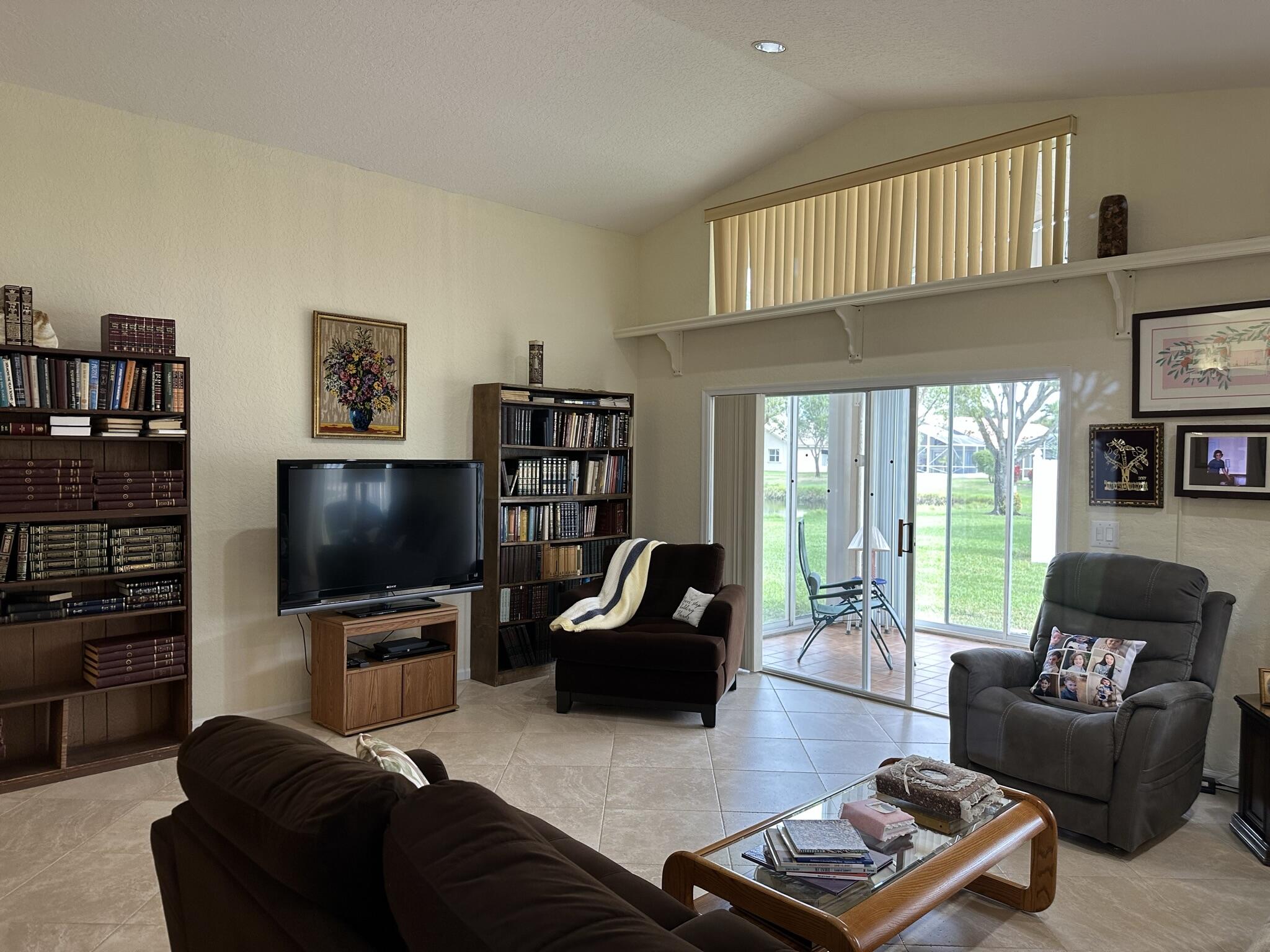 5935 Royal Club Drive