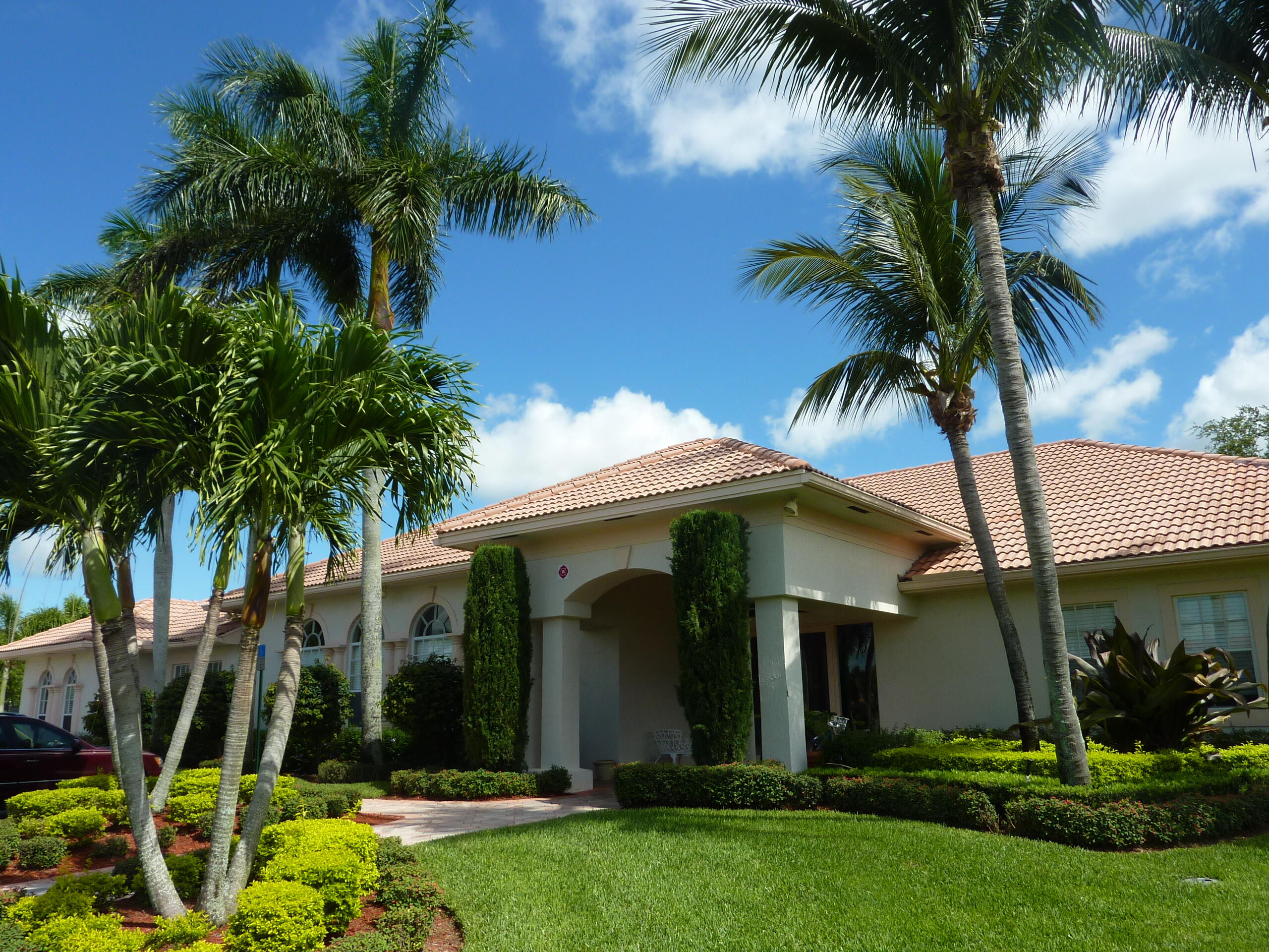 5935 Royal Club Drive