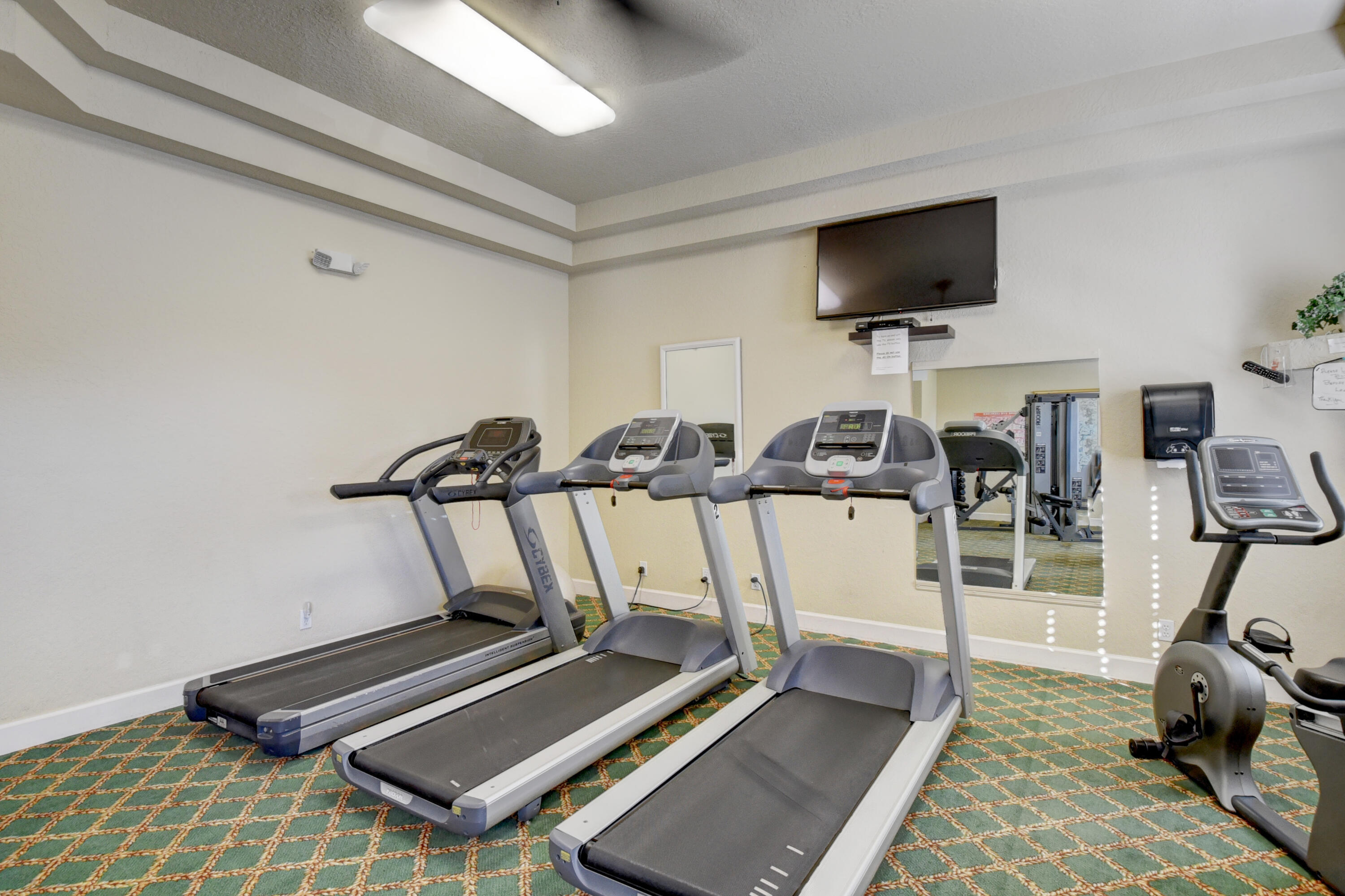 5935 Royal Club Drive