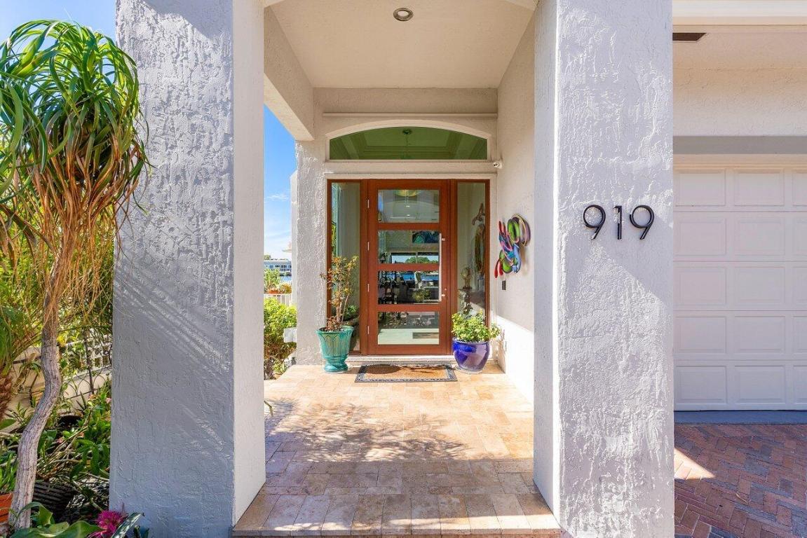 919 Sweetwater Lane