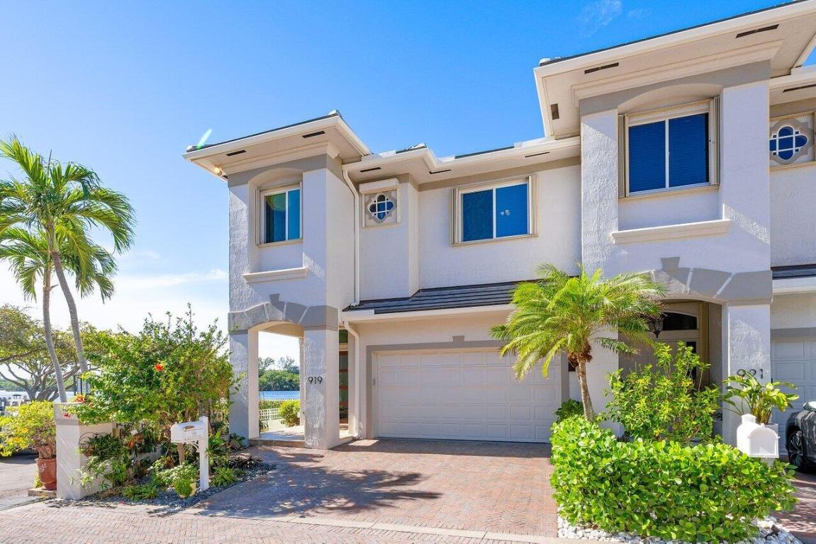 919 Sweetwater Lane