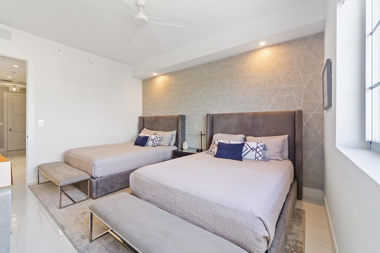 155 E Boca Raton Road Unit: 907