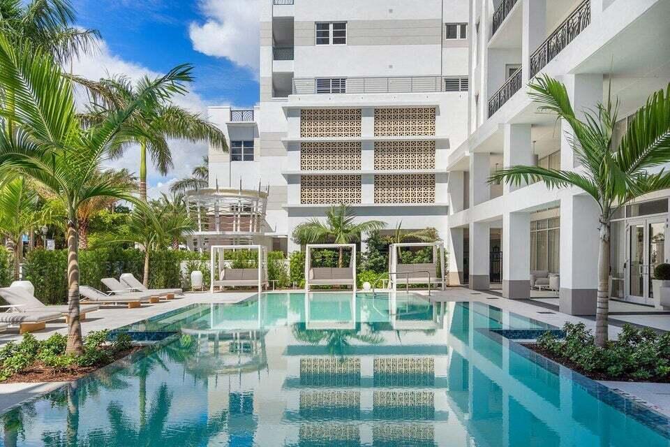 155 E Boca Raton Road Unit: 907