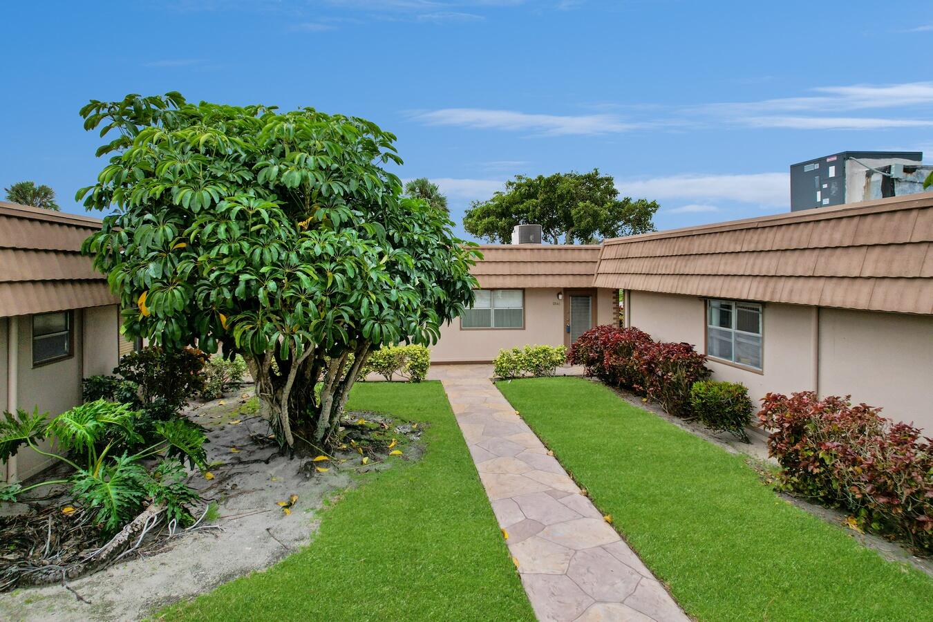 342 Seville O, Delray Beach