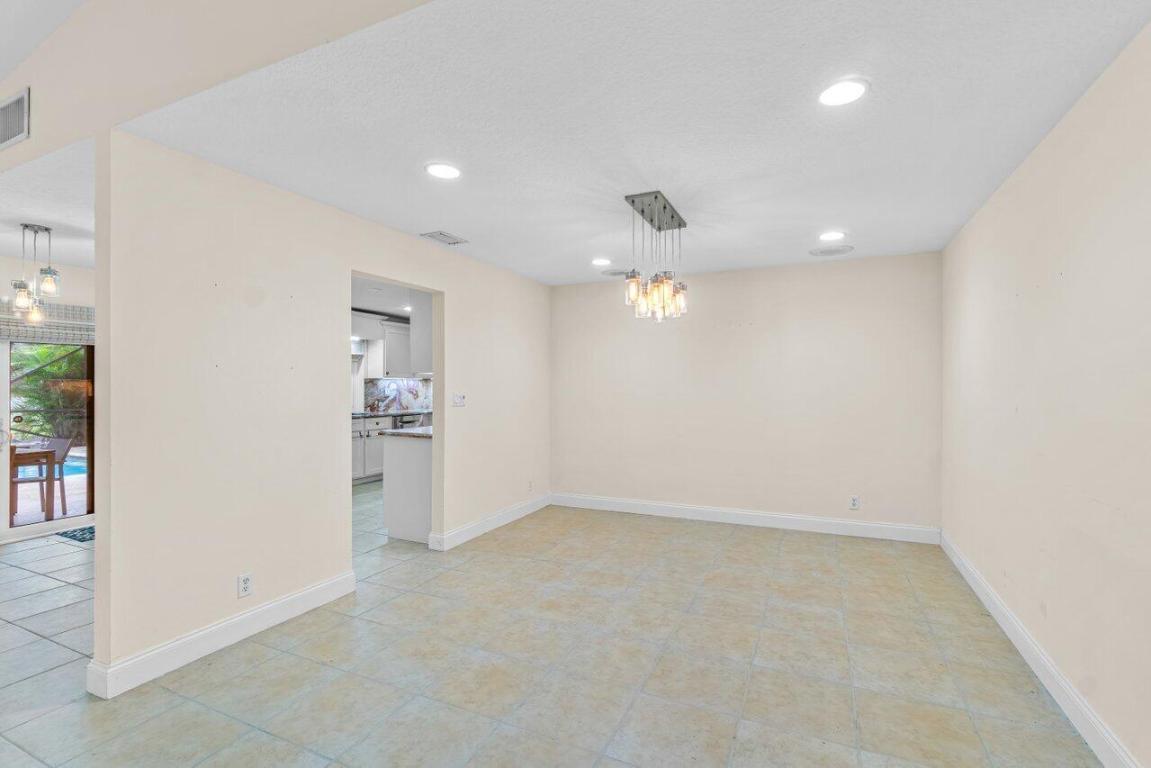 10294 Crosswind Road, Boca Raton