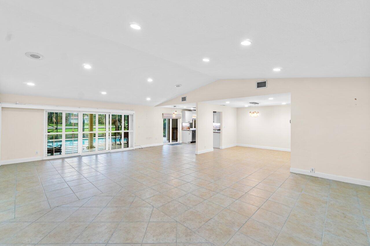 10294 Crosswind Road, Boca Raton