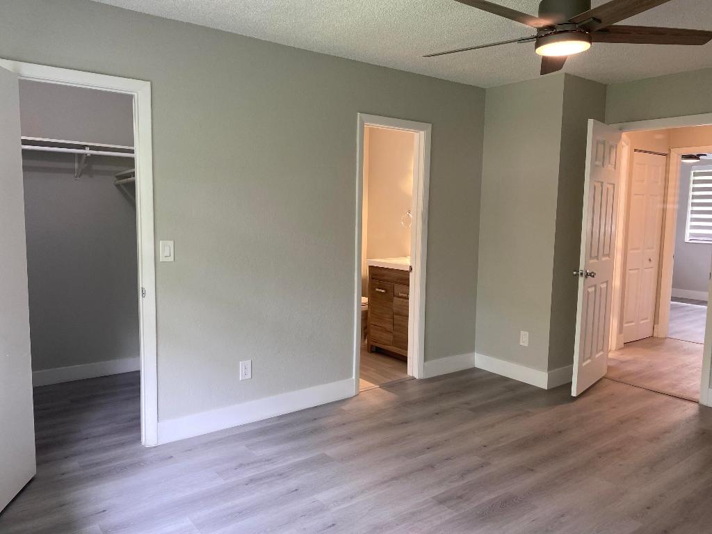 11436 NW 43rd Street Unit: 1-4