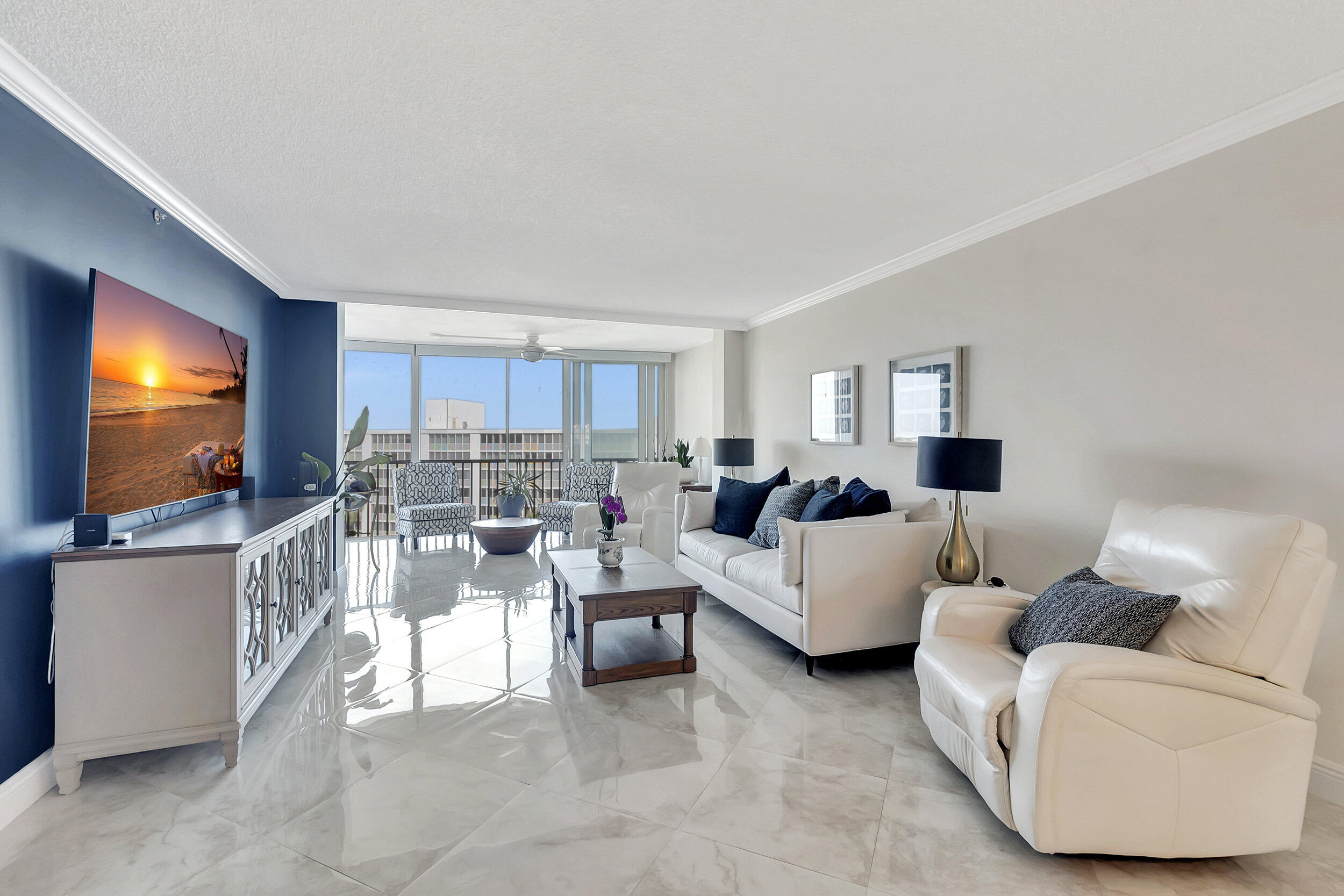 3300 S Ocean Boulevard Unit: 1019-C