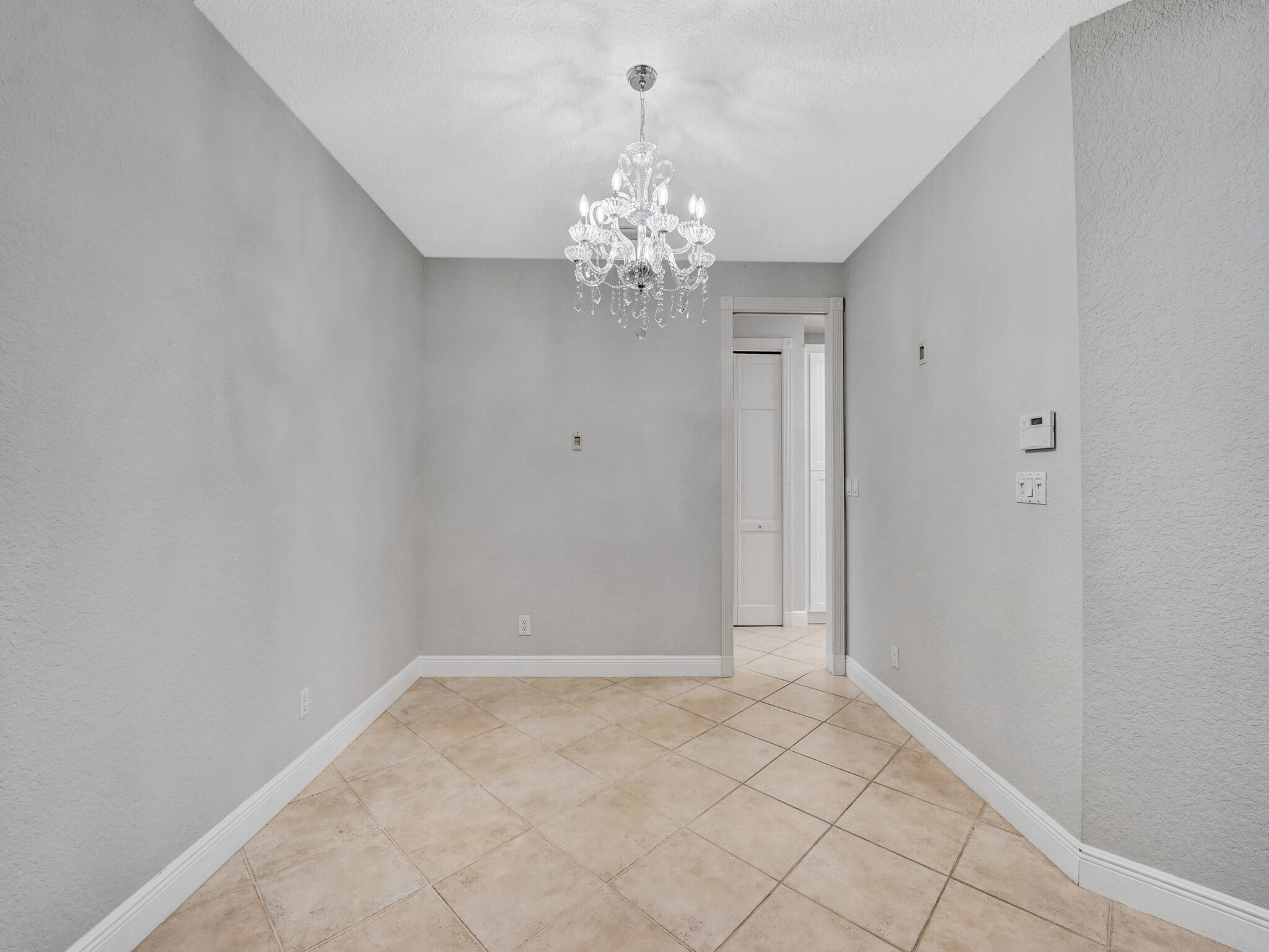 200 NE 14th Avenue Unit: 8