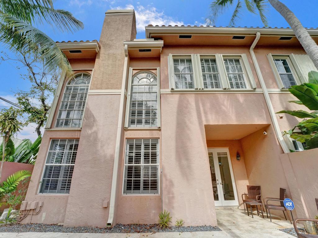 200 NE 14th Avenue Unit: 8