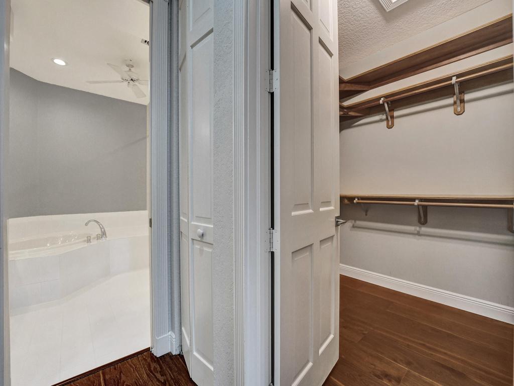 200 NE 14th Avenue Unit: 8