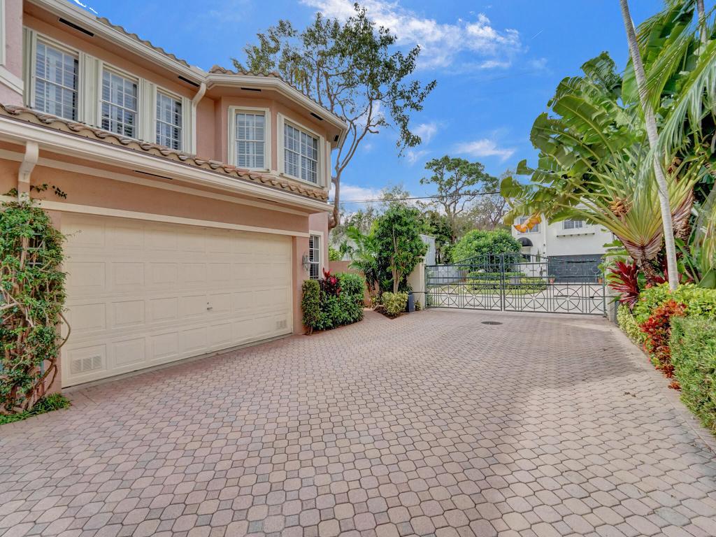 200 NE 14th Avenue Unit: 8